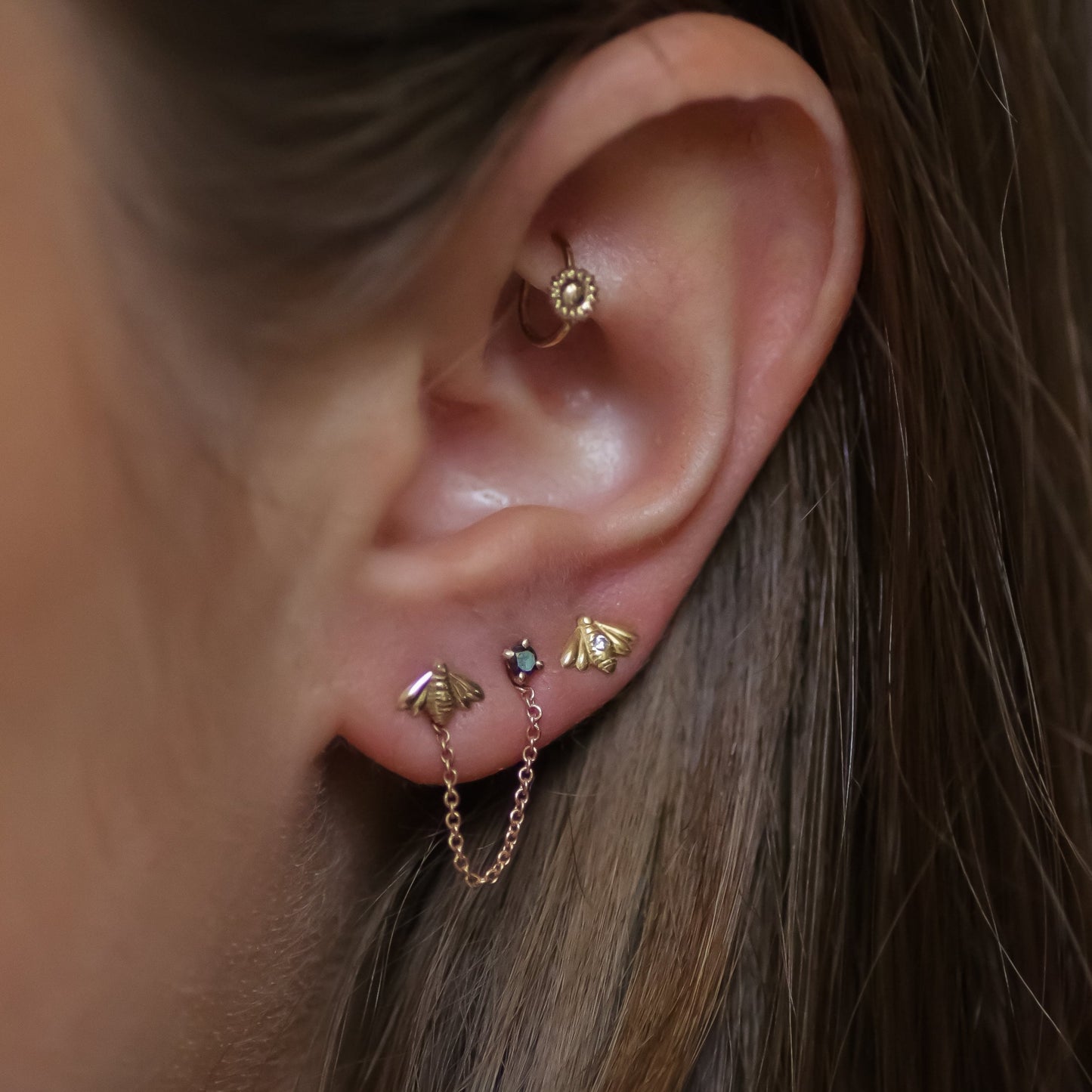 Bee Stud 14k gold