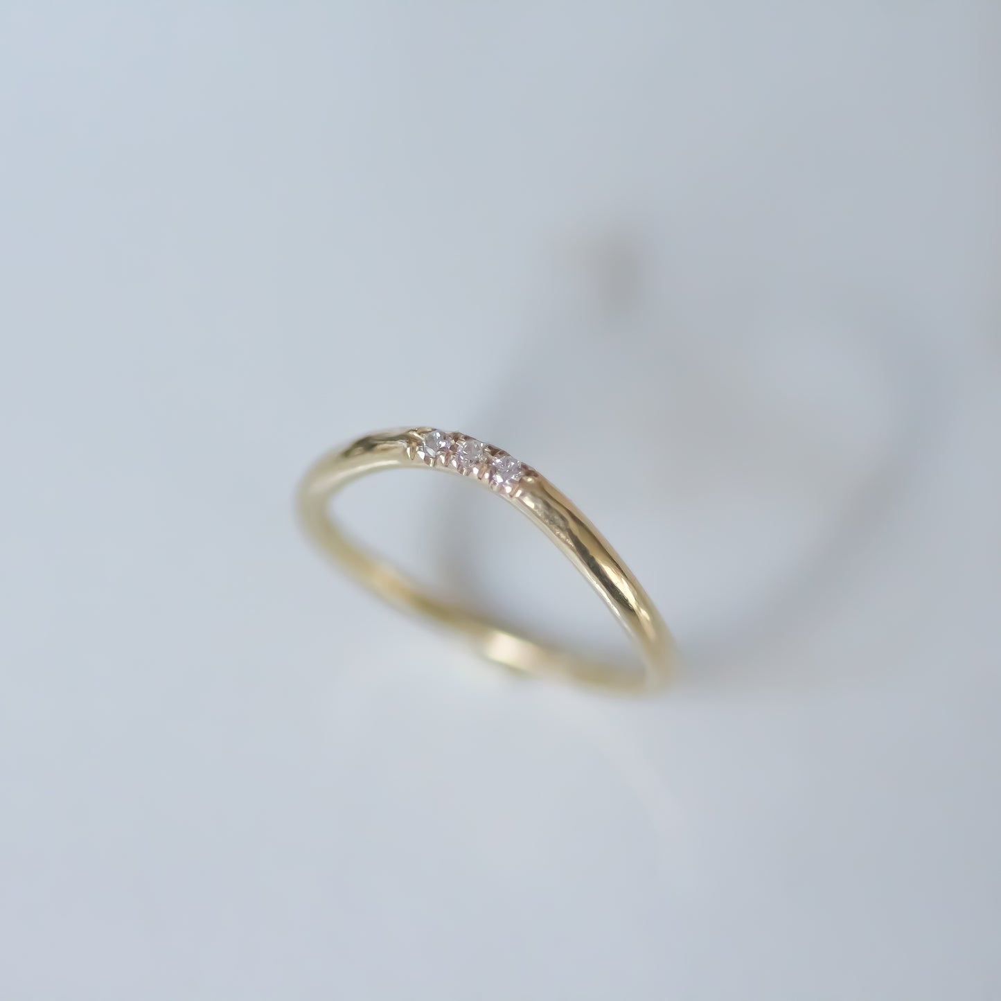 Triple diamond ring 14k gold