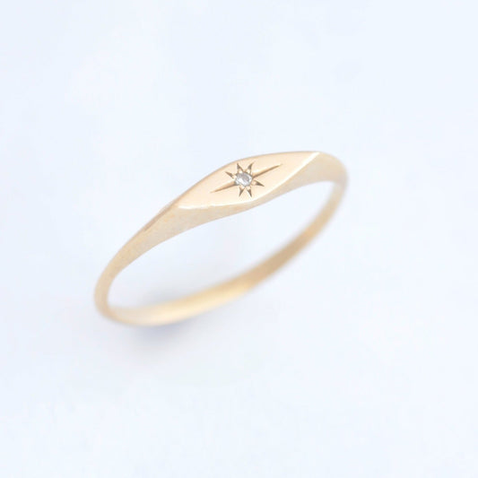 Mini Marquise signet ring 14k gold