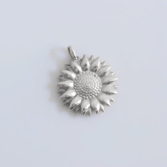 Sunflower pendant silver