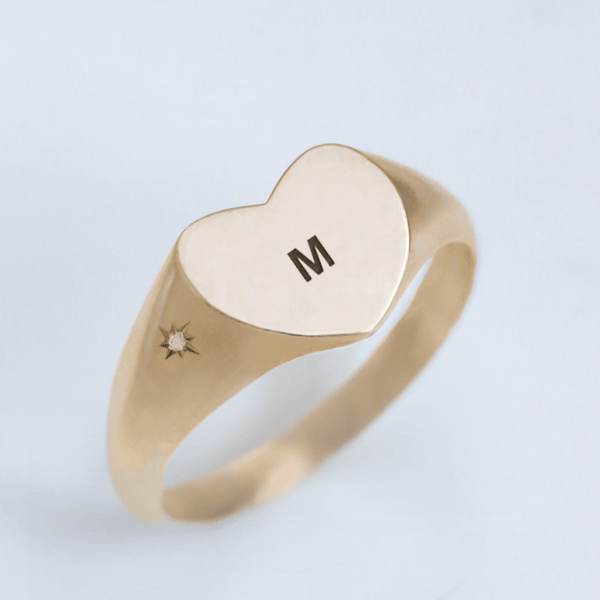 Custom Heart & Diamond signet ring 14k gold – Signet Collection IL