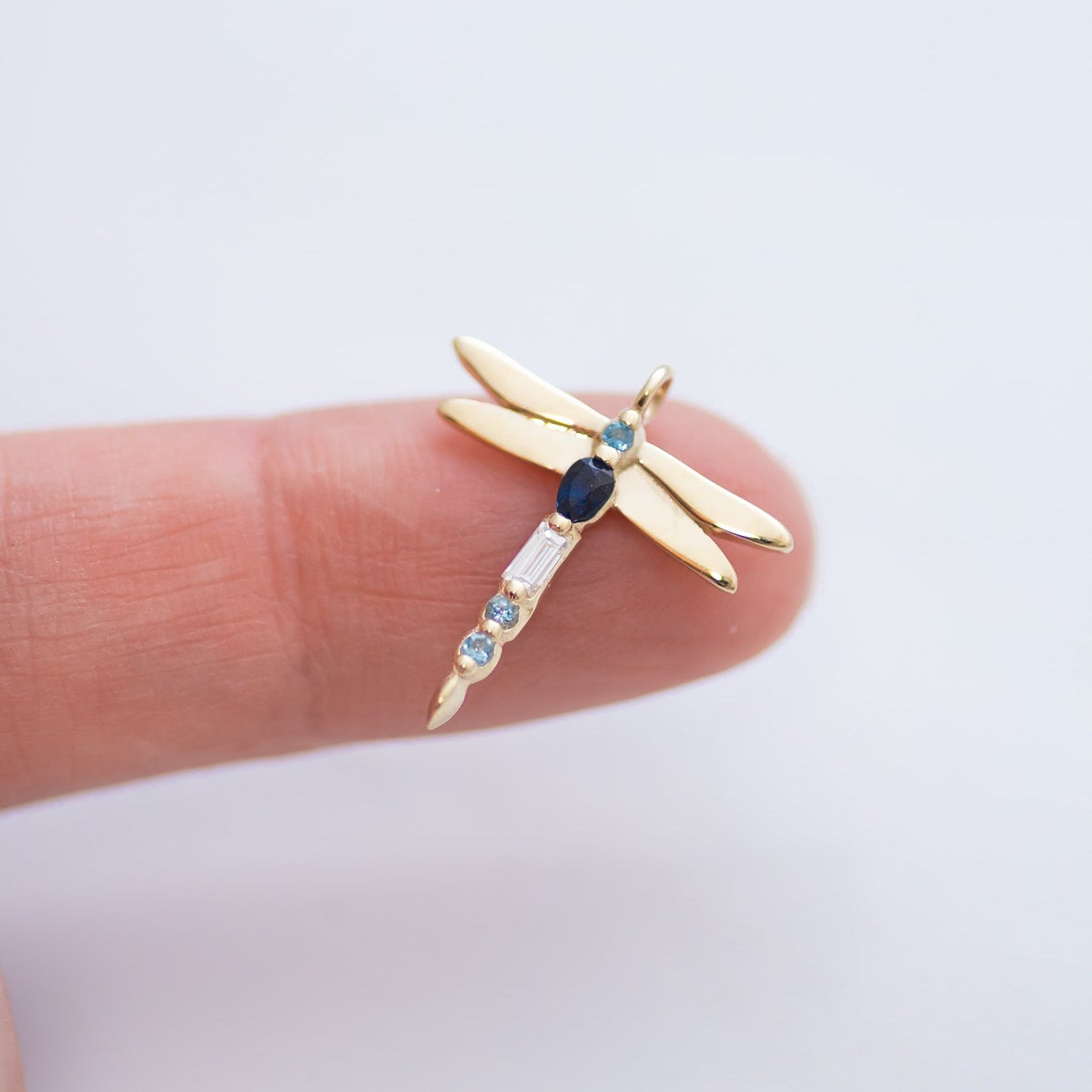 Dragonfly Sapphire Necklace 14k gold