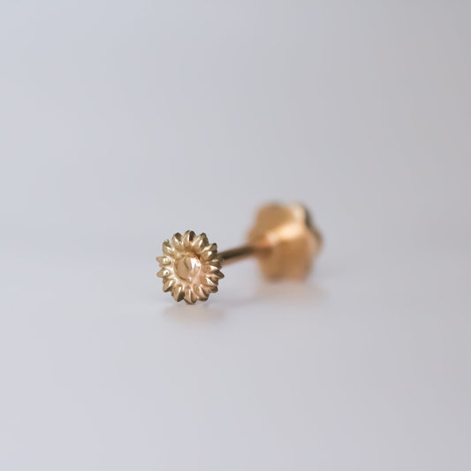 Tiny Piercing stud 14k gold